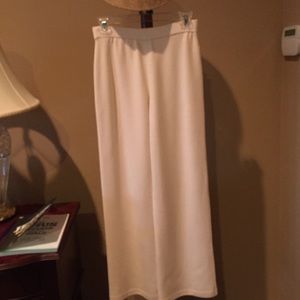 St John Cream Colored Pants - Size 4